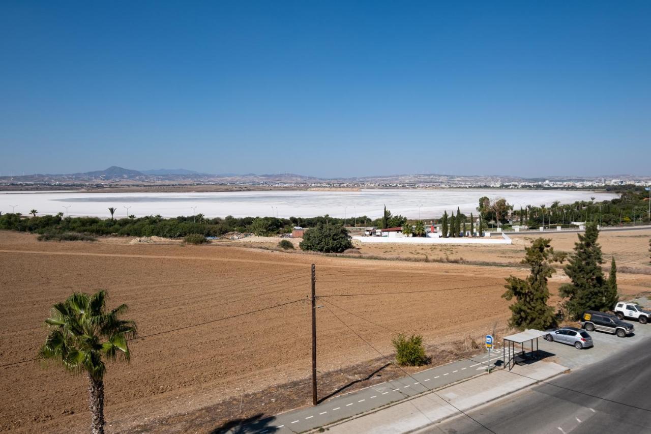 The Saline Views Makenzy Daire Larnaca Dış mekan fotoğraf